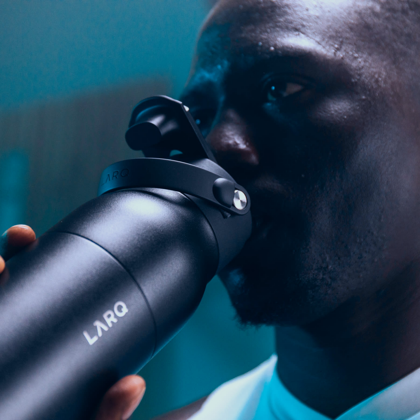 680 Ml Geïsoleerde Drinkfles LARQ PureVis 2 - 680 Ml, Zelfreinigend Met Filter En Hydratatietracking, Zwart Slimme Waterfles 680 Ml Geïsoleerde Drinkfles LARQ PureVis 2 - 680 Ml, Zelfreinigend Met Filter En Hydratatietracking, Zwart Slimme Waterfles